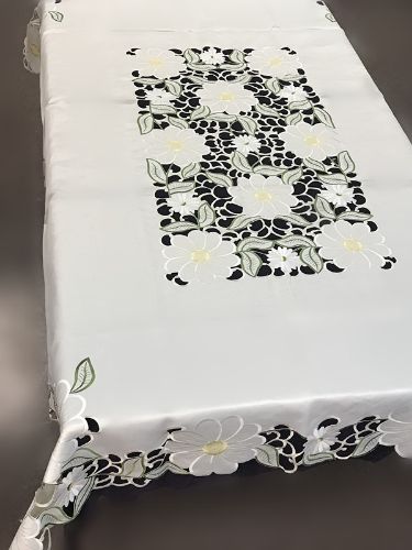 Picture of 997 Tablecloth